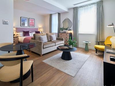 Luxury One Bedroom Open Plan Apartment