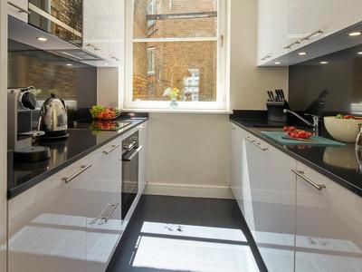 Luxury Two Bedroom Apartment with Sofa Bed