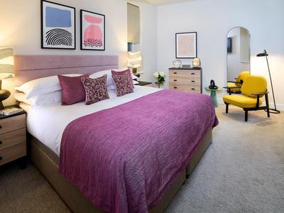 Superior Two Bedroom Apartment