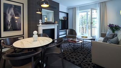 Superior Two Bedroom Apartment