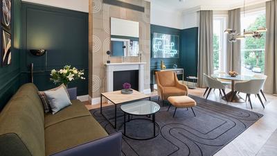 Deluxe One Bedroom Apartment