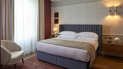 Deluxe Two Bedroom Apartment