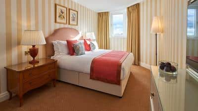 Luxury Two Bedroom Apartment