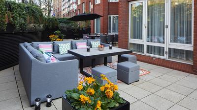 Deluxe Two Bedroom Apartment with Garden Terrace