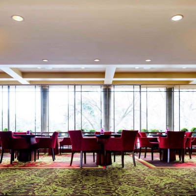 Pullman Melbourne On the Park image