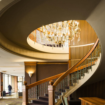 Pullman Melbourne On the Park image