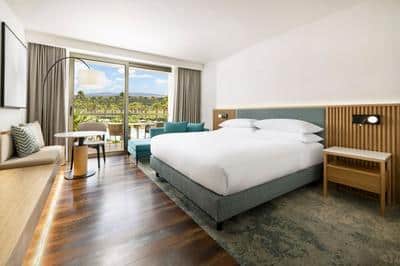 Deluxe King Sea View