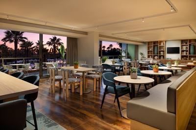 Club Lounge
