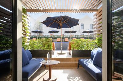 Terrace Deluxe King Room