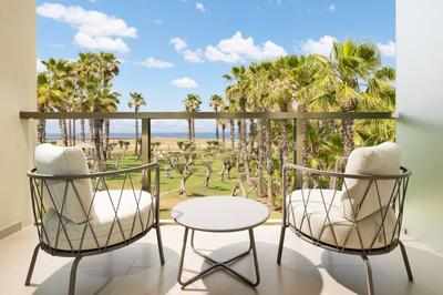 Deluxe Sea View Room