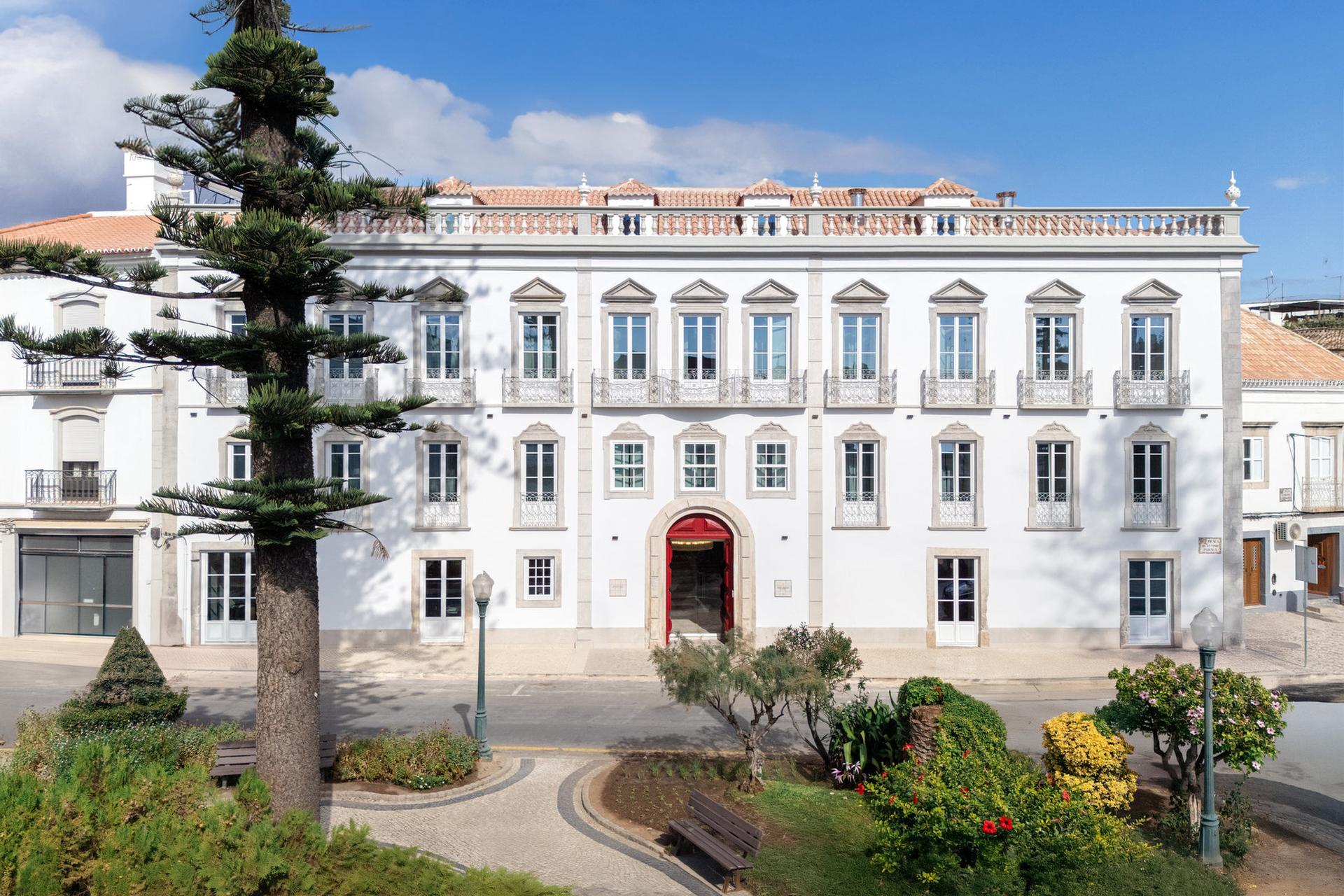 Palácio de Tavira, a Small Luxury Hotel of the World