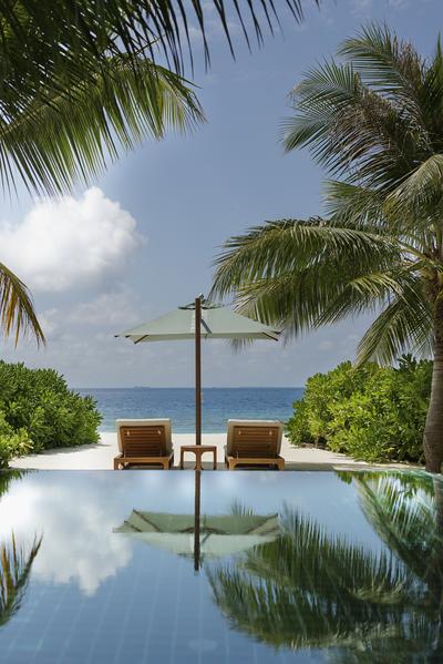 Deluxe Beach Bungalow with Pool