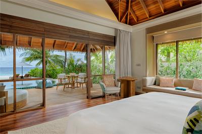 Deluxe Beach Bungalow with Pool