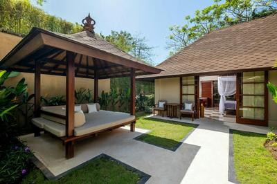 Courtyard Suite