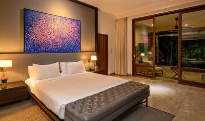Premier Room