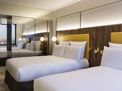 Deluxe Family Room