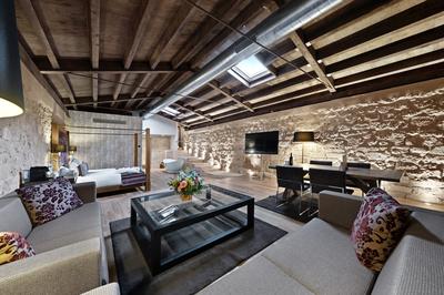Treasure Suite