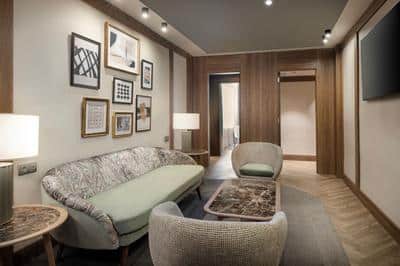 Suite Family Room