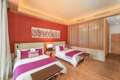 Deluxe Guest Room, 2 Queen