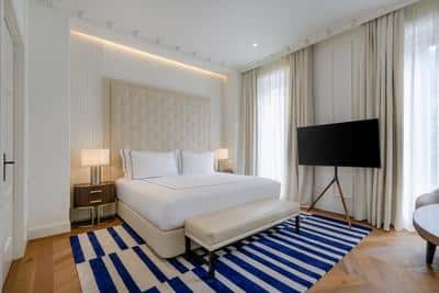 Deluxe Guest Room, 1 King
