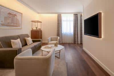 Centenari Suite