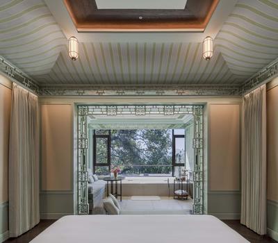 Romance Room Garden View