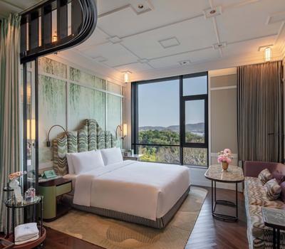 Lakeview Room