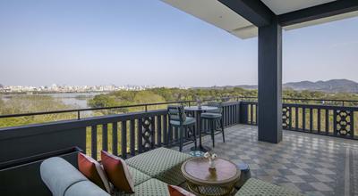 Silk Lakehouse Suite