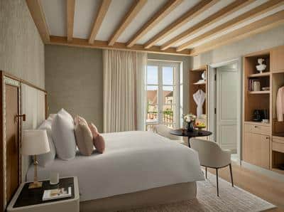 Premier Cru Room - Vineyard View