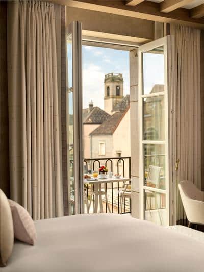Premier Cru Room - Vineyard View