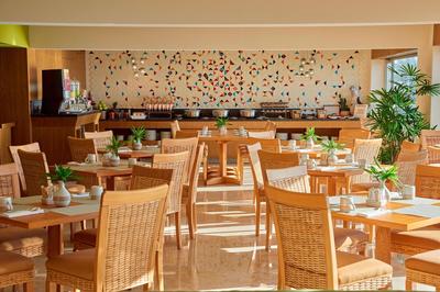 Club Lounge