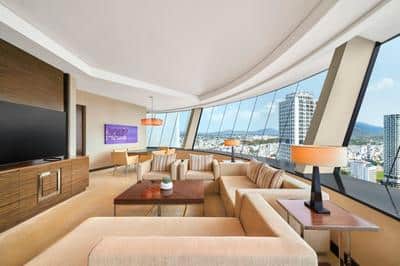 Club Lounge Access 2 Bedroom Penthouse Apartment