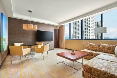 Club Lounge Access 2 Bedroom Apartment