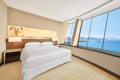 Club Lounge Access 2 Bedroom Penthouse Apartment