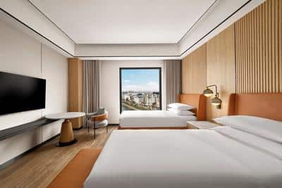 Grand Deluxe Twin Room, High Floor