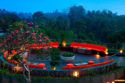 Naga Rooftop Bar