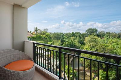 Guest Room, 2 Twin, River View