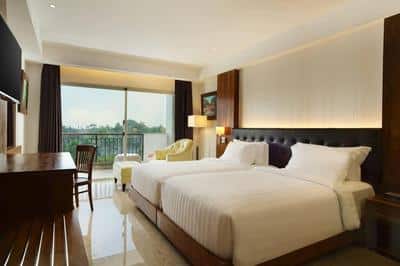 Guest Room, 2 Twin, River View
