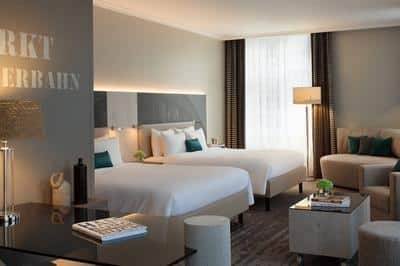 Studio Suite, 2 Queens