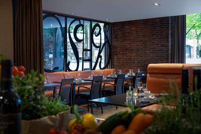 BRICK Restaurant