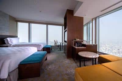 Premier Corner Room, 2 Double, City View