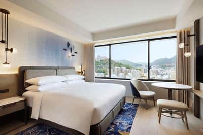 Deluxe Room, 1 King, City View