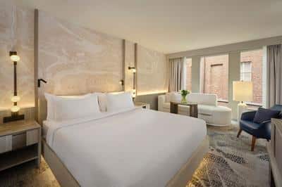 Deluxe Room, 1 King