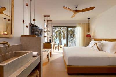 Premium Room, 1 Queen, Sea View