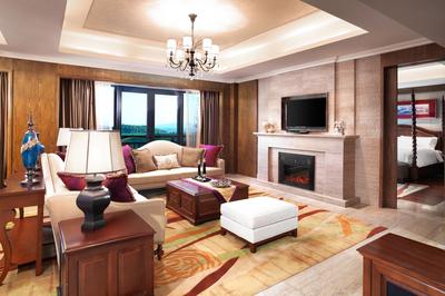 Family Room, 2 Double
