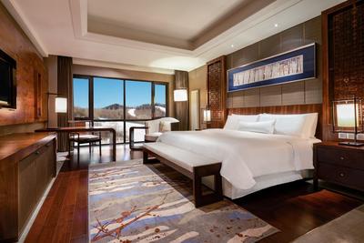 Guest Room, 1 King