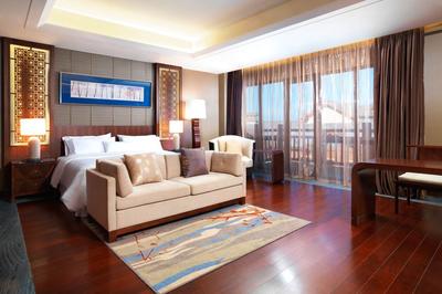 Executive Level Room, 1 King