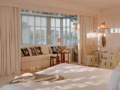 Colette Suite