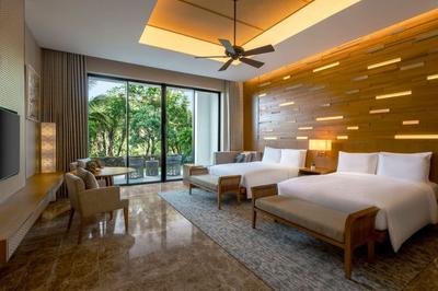 Deluxe Guest Room, 2 Double, Garden View