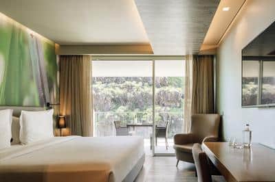 Side Ocean Room